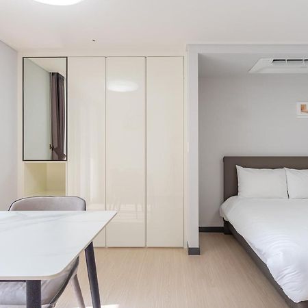 Sota Collection The Yeosu Hotel Bagian luar foto
